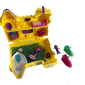 Mattel Polly World Pocket Yellow Purple Surf n Sandcastle Figure 2 Jet Skis
